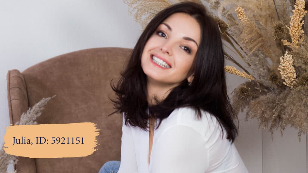 JuliaID 5921151