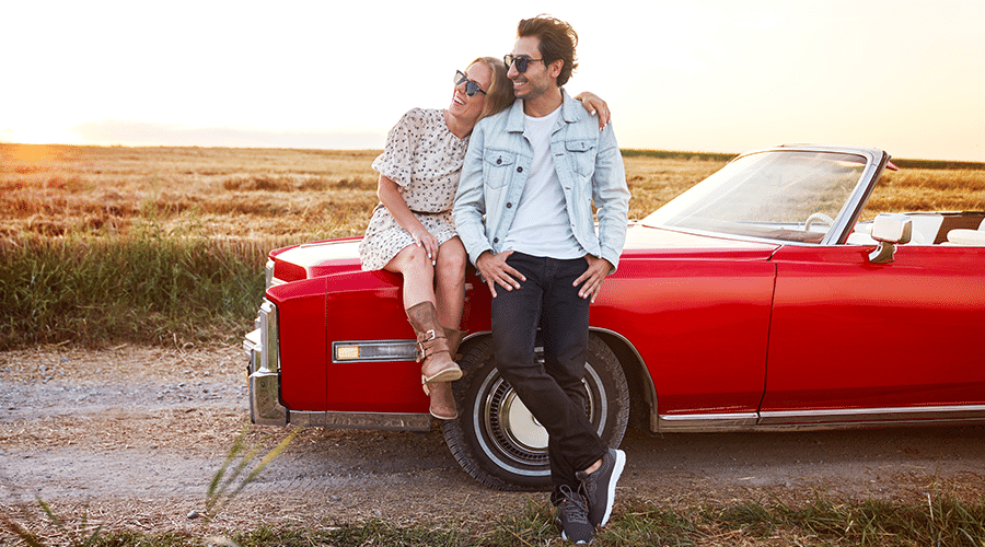 Dream Singles 5 Reasons Why Finding Someone on Dream Singles is Exciting main