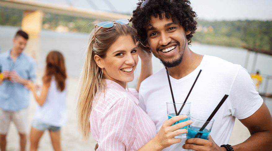 Stereotypes in Online Dating: Myths vs. Reality